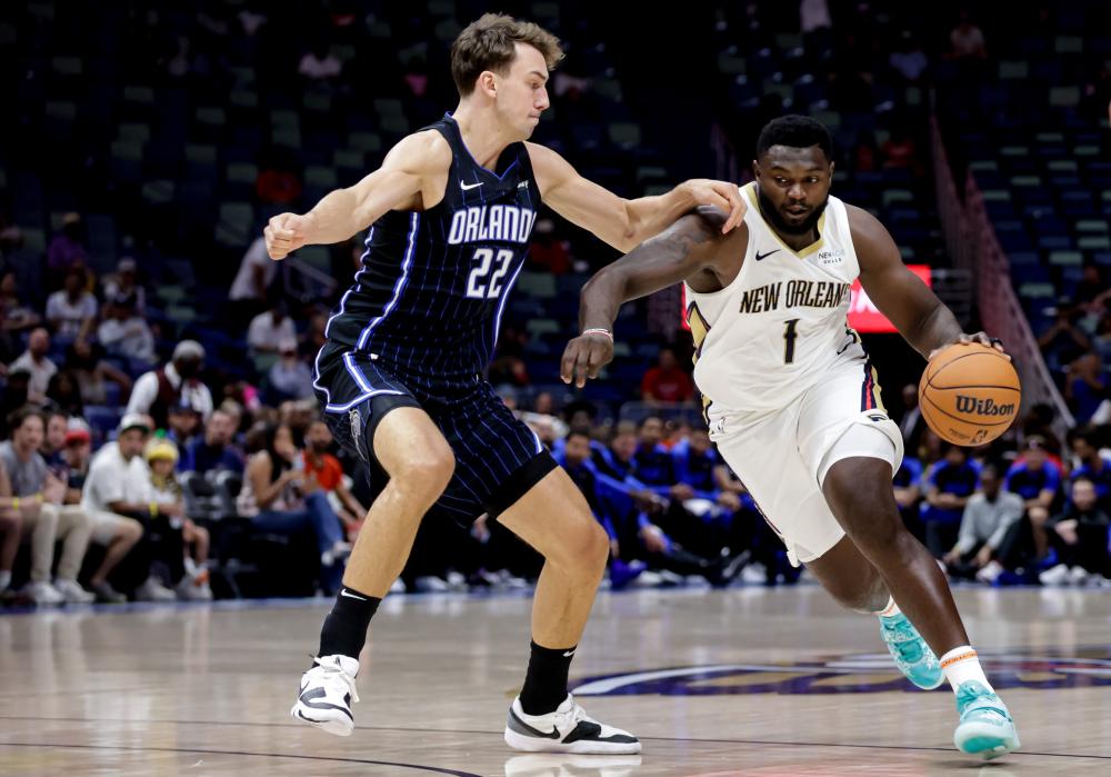 一名前锋后 一名前锋后