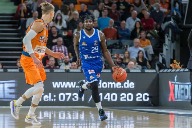 更令人津津 更令人津津